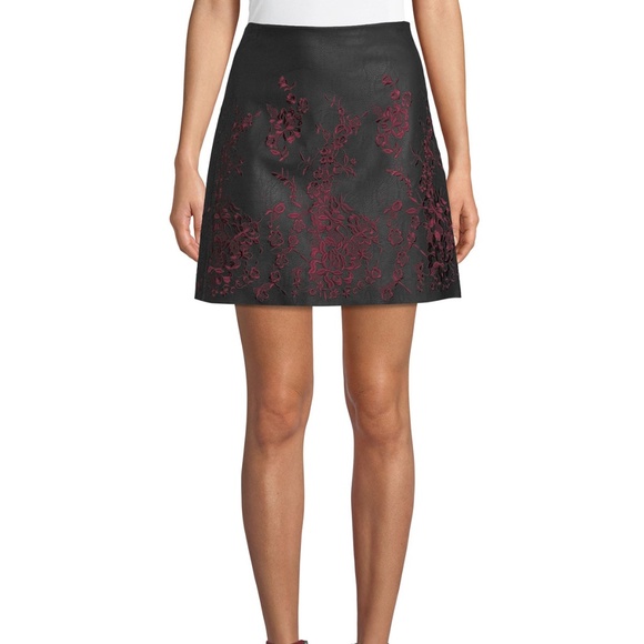 Club Monaco Broidie Faux Leather Skirt - Picture 7 of 7